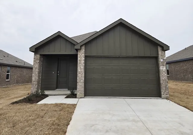 Homes for sale in Leonard, TX | 107 Choctaw Dr, Leonard, TX 75452 | MLS# 21165775