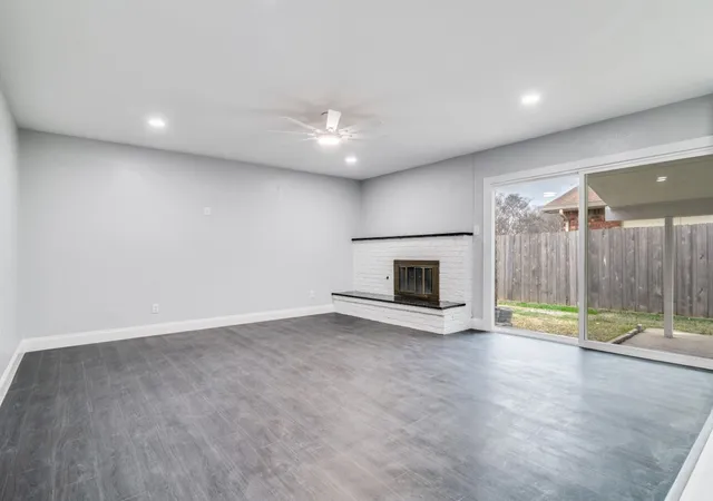 Photo 3 of Single family home for sale at 4312 Crestover Dr, Mesquite, TX 75150 | MLS# 21165716 | Listing updated on 2026-08-24