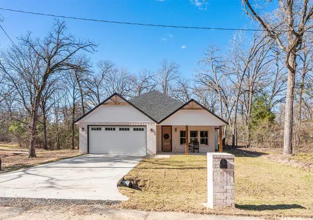 Homes for sale in Trinidad, TX | 227 Quail Run Rd, Trinidad, TX 75163 | MLS# 21157695