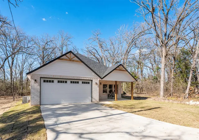 Homes for sale in Trinidad, TX | 227 Quail Run Rd, Trinidad, TX 75163 | MLS# 21157695