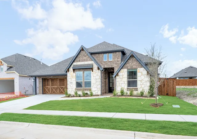 Photo 3 of Sale Pending at 2406 Drummond St, Forney, TX 75126 | MLS# 21165954 | Listing updated on 2026-10-05