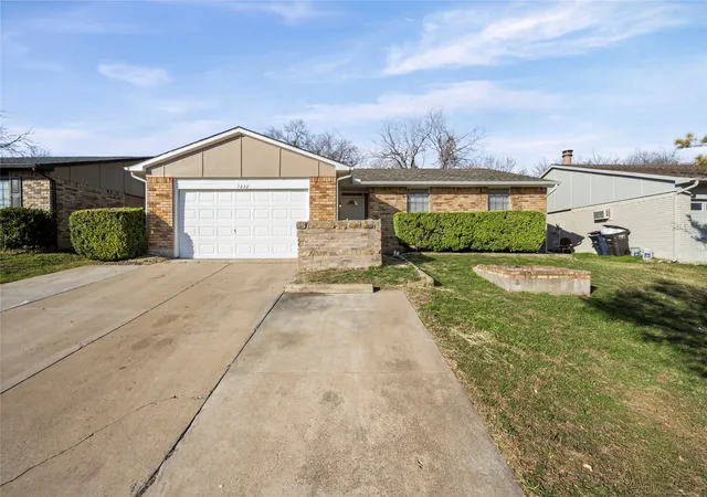 Homes for sale in Fort Worth, TX | 1232 Whittenburg Dr, Fort Worth, TX 76134 | MLS# 21165757