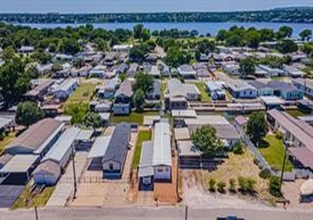 34th image of 6606 Dayla Ct, Granbury, TX 76049 | MLS# 21166099