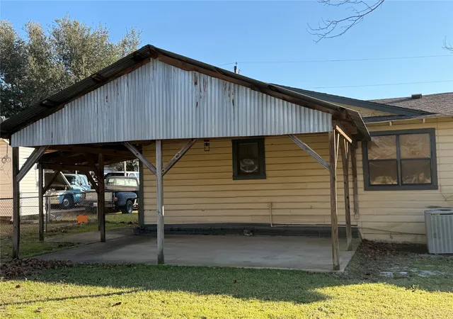 4th image of 234 Texas St, Wills Point, TX 75169 | MLS# 21154031