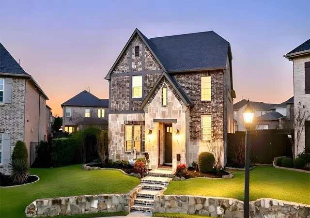 Photo 1 of Single family home for sale at 811 Otto Dr, Allen, TX 75013 | MLS# 21161566 | Listing updated on 2026-09-30