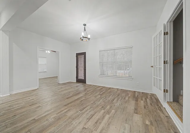 Photo 4 of Single family home for sale at 3051 County Road 3312, Greenville, TX 75402 | MLS# 21160030 | Listing updated on 2026-10-06