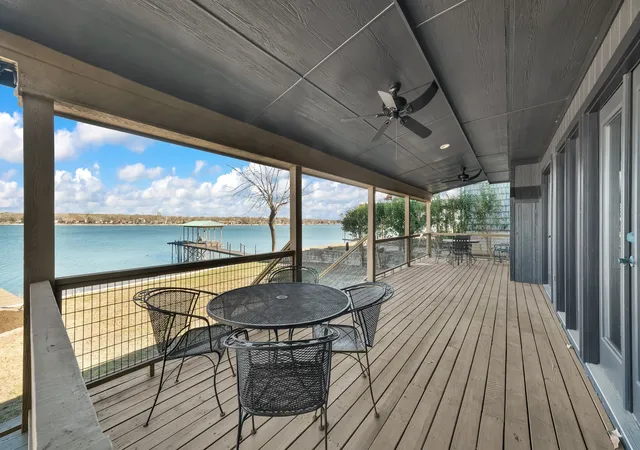 Photo 3 of Single family home for sale at 1004 W Lake Dr, Weatherford, TX 76087 | MLS# 21166190 | Listing updated on 2026-08-18