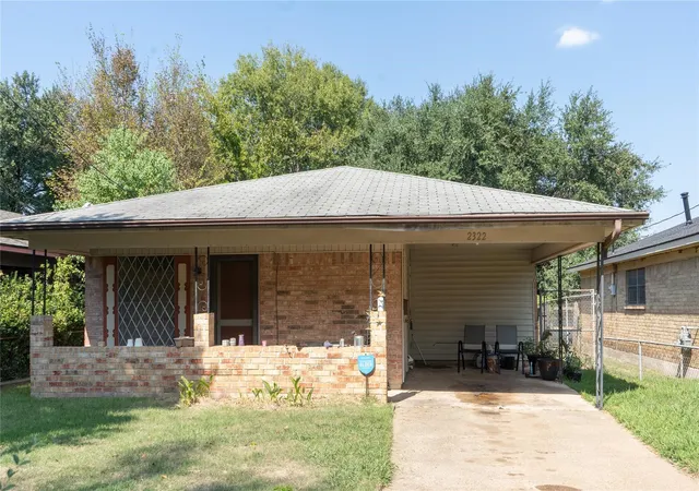1st image of 2322 Leslie St, Shreveport, LA 71103 | MLS# 21165975