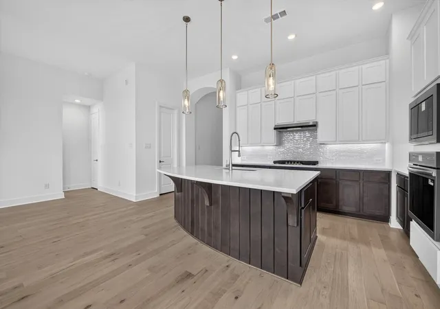 Photo 2 of Single family home for sale at 7812 Switchwood Ln, Fort Worth, TX 76123 | MLS# 21166508 | Listing updated on 2026-07-21