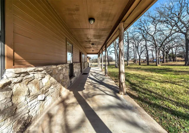 Photo 4 of Single family home for sale at 131 County Road 4680, Boyd, TX 76023 | MLS# 21166735 | Listing updated on 2026-09-30