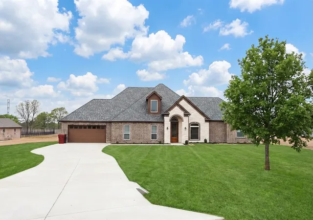 Homes for sale in Bells, TX | 1006 Johnson Trl, Bells, TX 75414 | MLS# 21167460