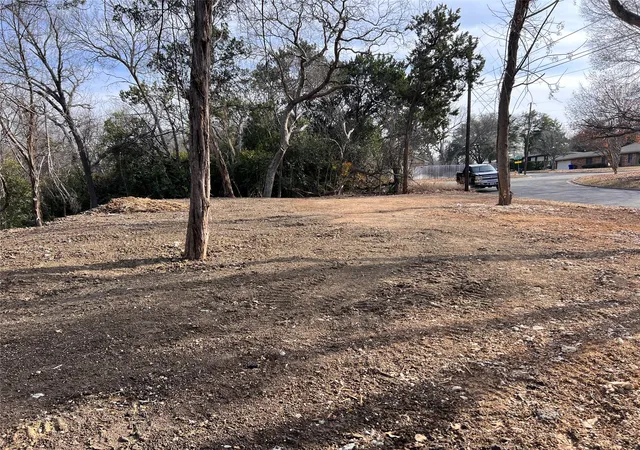 Photo 3 of Land for sale at 2912 Maple Hill Cir, Waco, TX 76708 | MLS# 21167012 | Listing updated on 2026-07-15