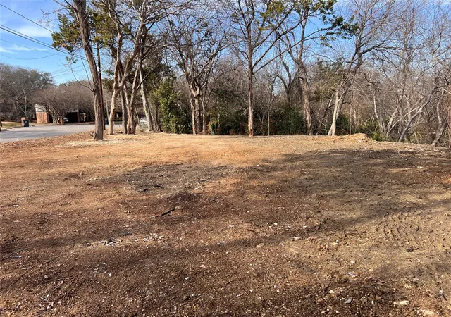 Photo 3 of Land for sale at 2912 Maple Hill Cir, Waco, TX 76708 | MLS# 21167012 | Listing updated on 2026-07-15