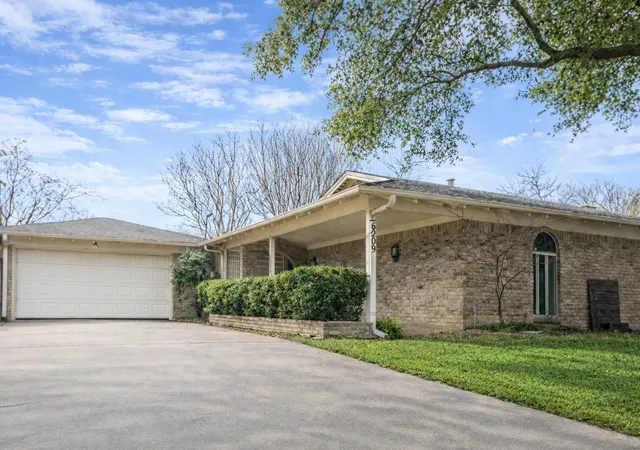 3rd image of 6209 Trail Lake Dr, Fort Worth, TX 76133 | MLS# 21167747