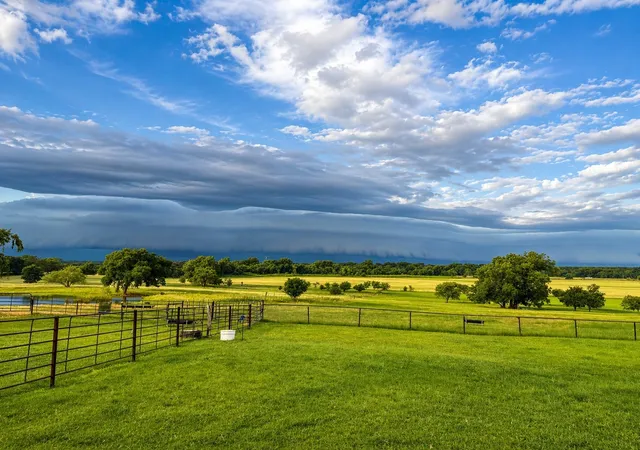Photo 3 of Sale Pending at 226 Hcr 3321, Hubbard, TX 76648 | MLS# 21165329 | Listing updated on 2026-08-16