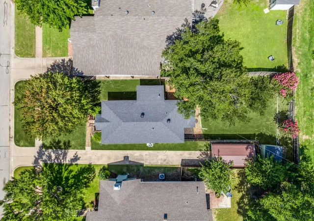 4th image of 4812 Calmont Ave, Fort Worth, TX 76107 | MLS# 21167933