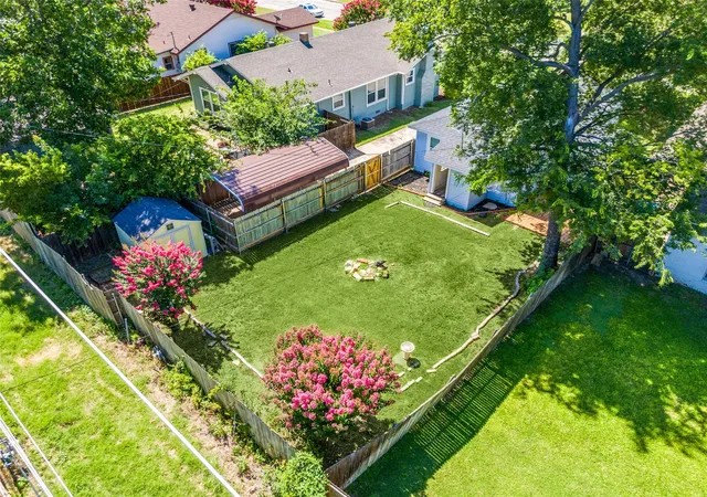 5th image of 4812 Calmont Ave, Fort Worth, TX 76107 | MLS# 21167933