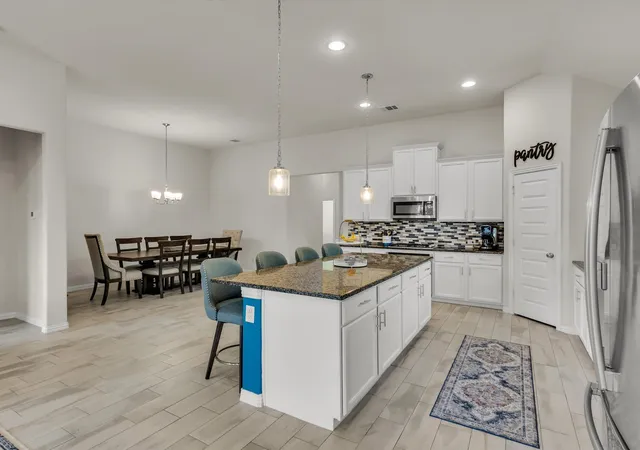 Photo 4 of Sale Pending at 916 Monarch Ln, Celina, TX 75009 | MLS# 21167983 | Listing updated on 2026-07-14
