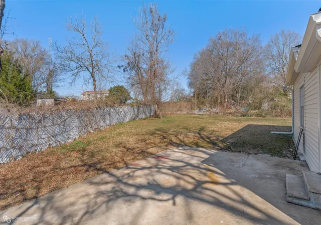 Photo 31 of Single family home for sale at 101 N Walnut St, Vivian, LA 71082 | MLS# 21167779 | Listing updated on 2026-10-03