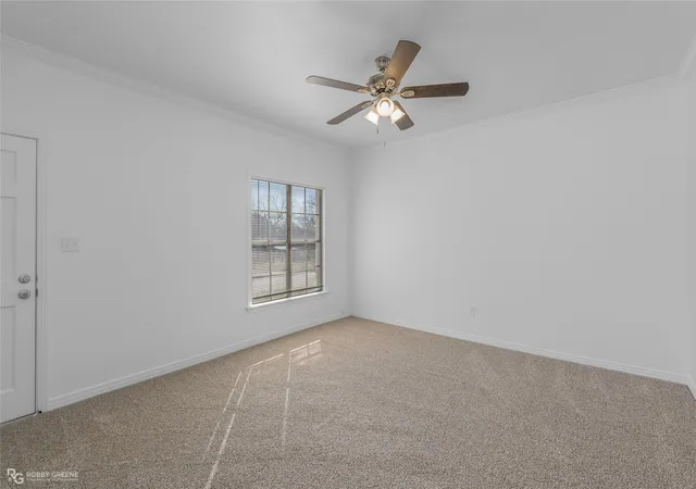 Photo 3 of Single family home for sale at 101 N Walnut St, Vivian, LA 71082 | MLS# 21167779 | Listing updated on 2026-10-03