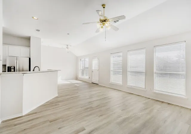 Photo 3 of Single family home for sale at 15835 Durango Dr, Frisco, TX 75035 | MLS# 21167066 | Listing updated on 2026-10-01
