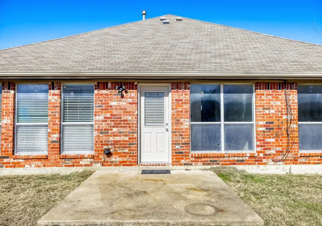 Photo 2 of Single family home for sale at 15835 Durango Dr, Frisco, TX 75035 | MLS# 21167066 | Listing updated on 2026-07-07