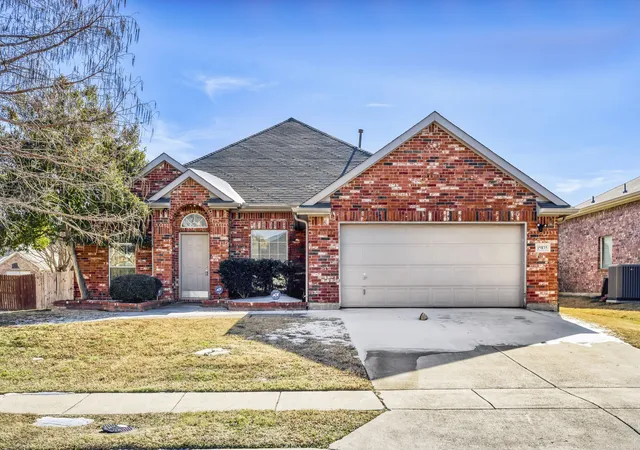 Photo 2 of Single family home for sale at 15835 Durango Dr, Frisco, TX 75035 | MLS# 21167066 | Listing updated on 2026-07-07