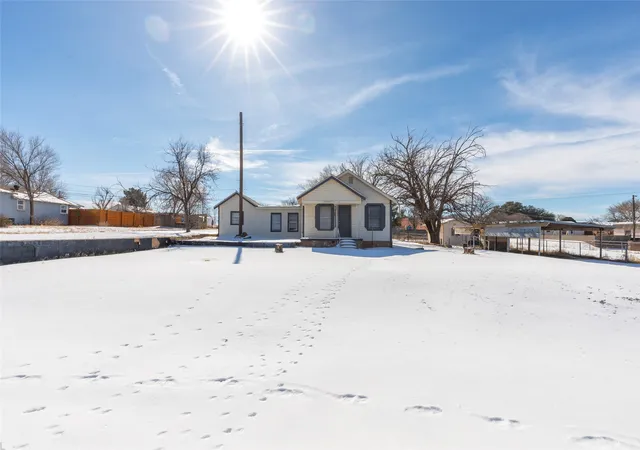 Homes for sale in Sweetwater, TX | 1902 Bristol Dr, Sweetwater, TX 79556 | MLS# 21165735