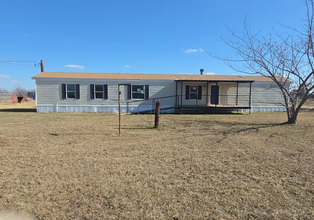 Homes for sale in Mineral Wells, TX | 375 Pilgrim Ln, Mineral Wells, TX 76067 | MLS# 21168774