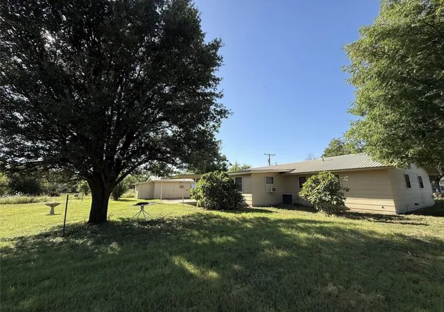 Homes for sale in Gustine, TX | 105 W Elm St, Gustine, TX 76455 | MLS# 21168790