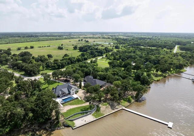Photo 37 of Single family home for sale at 8743 Southern Shore Ct, Kemp, TX 75143 | MLS# 21169028 | Listing updated on 2026-10-07