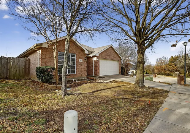 Photo 3 of Single family home for sale at 8417 Romanway Dr, Dallas, TX 75249 | MLS# 21168599 | Listing updated on 2026-09-25