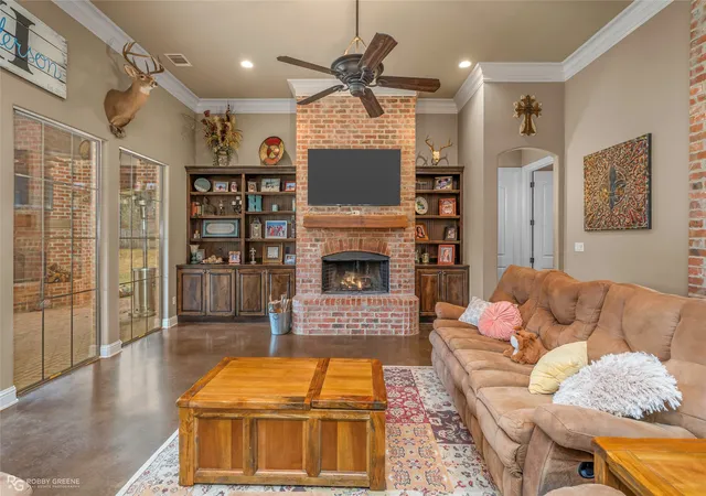 Photo 3 of Single family home for sale at 567 Ramsey Dr, Stonewall, LA 71078 | MLS# 21169150 | Listing updated on 2026-08-24