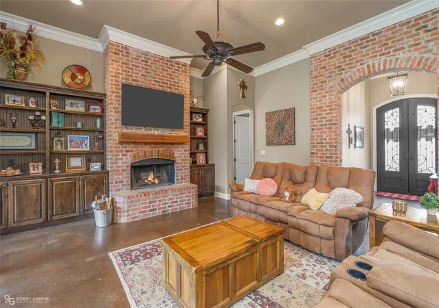 Photo 4 of Single family home for sale at 567 Ramsey Dr, Stonewall, LA 71078 | MLS# 21169150 | Listing updated on 2026-08-24
