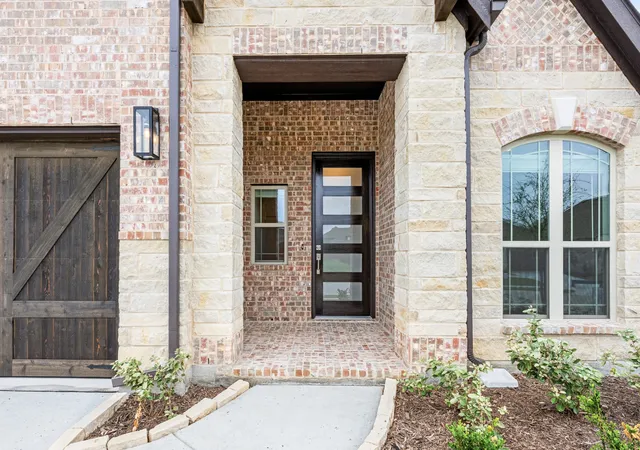 Single family home for sale at 2405 Drummond St, Forney, TX 75126 | MLS# 21169402 | Listing updated on 2026-10-07