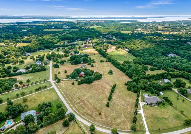 Photo 3 of Single family home for sale at 216 Mcmillen Rd, Allen, TX 75002 | MLS# 21169808 | Listing updated on 2026-07-20