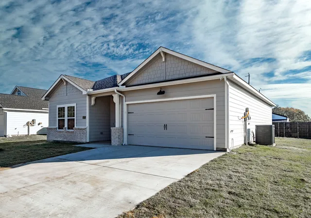 Photo 3 of Sale Pending at 227 Faith Ln, Tioga, TX 76271 | MLS# 21168081 | Listing updated on 2026-09-17