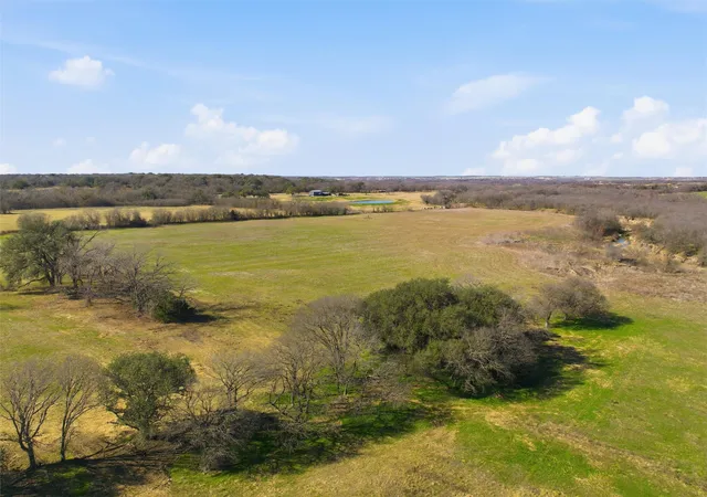 Homes for sale in Chilton, TX | 2375 Fm 935, Chilton, TX 76632 | MLS# 21164803
