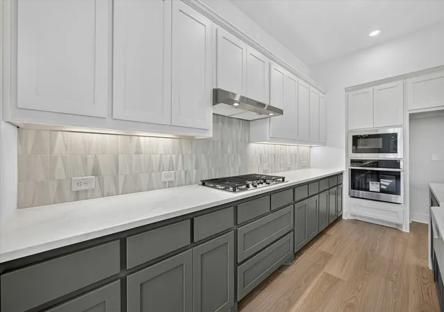 Photo 3 of Single family home for sale at 9813 Oak Glade Dr, Denton, TX 76207 | MLS# 21170647 | Listing updated on 2026-08-21