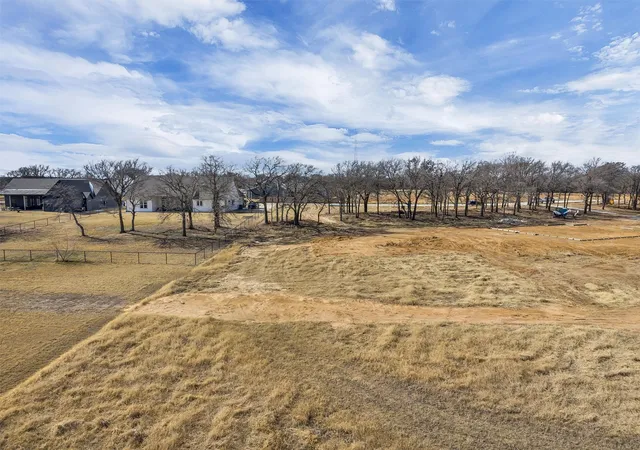 Homes for sale in Tolar, TX | 2203 Rattler Wy, Tolar, TX 76476 | MLS# 21168578