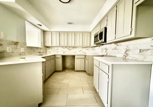 Photo 3 of Sale Pending at 1921 Ashley Dr, Fort Worth, TX 76134 | MLS# 21171224 | Listing updated on 2026-07-13