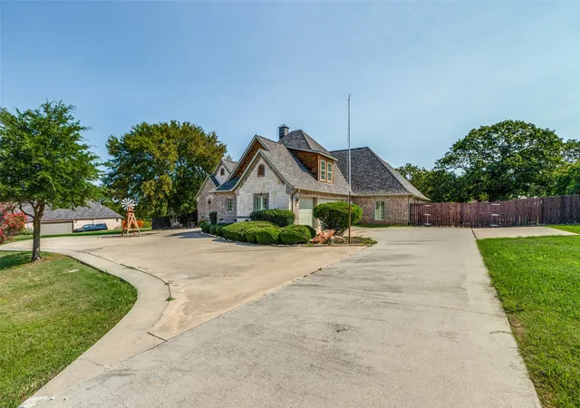 Homes for sale in Denison, TX | 104 Tananger Springs Dr, Denison, TX 75021 | MLS# 21171073
