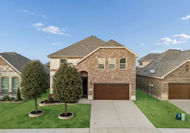Photo 3 of Sale Pending at 5448 Tuxbury Pond Dr, Fort Worth, TX 76179 | MLS# 21171321 | Listing updated on 2026-07-18