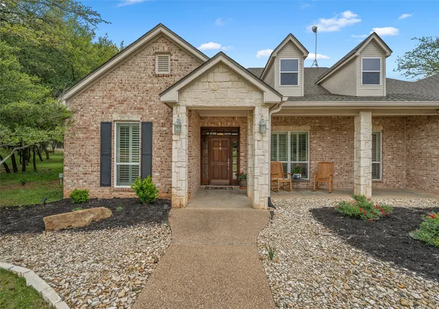 Photo 3 of Sale Pending at 130 Winding Trl, Crawford, TX 76638 | MLS# 21170430 | Listing updated on 2026-08-03