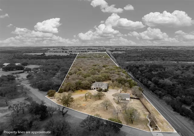 Photo 4 of Sale Pending at 130 Winding Trl, Crawford, TX 76638 | MLS# 21170430 | Listing updated on 2026-08-03
