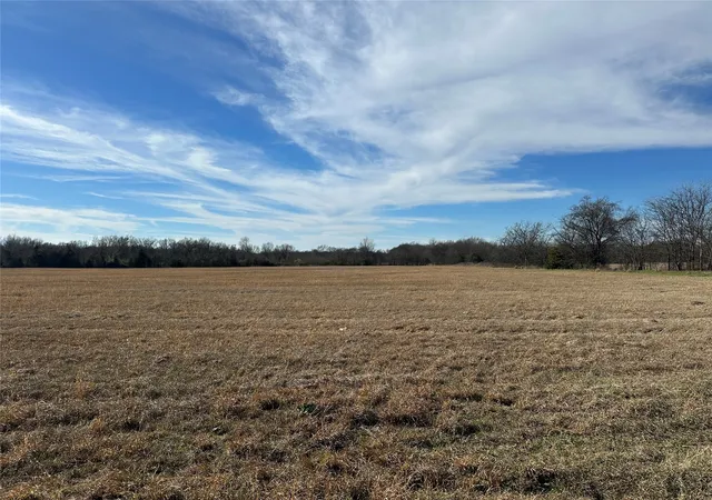 Land for sale at 0000 Farm Market 1567, Como, TX 75431 | MLS# 21171848 | Listing updated on 2026-08-04