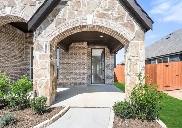 Photo 3 of Sale Pending at 416 Carnero Dr, Granbury, TX 76049 | MLS# 21172018 | Listing updated on 2026-07-07