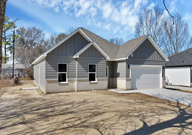 Homes for sale in East Tawakoni, TX | 200 Harris Harbor Rd, East Tawakoni, TX 75472 | MLS# 21171985