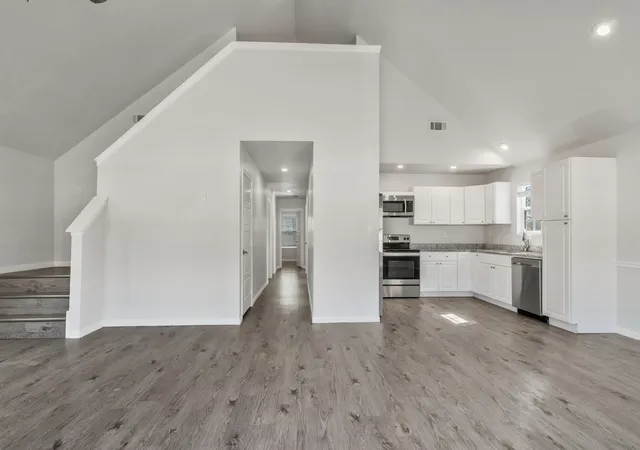 Photo 3 of Multi family home for sale at 7718 Fm 1886, Azle, TX 76020 | MLS# 21172237 | Listing updated on 2026-08-03