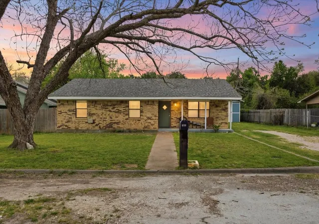 Homes for sale in Valley Mills, TX | 120 Mary Alice Dr, Valley Mills, TX 76689 | MLS# 21155965